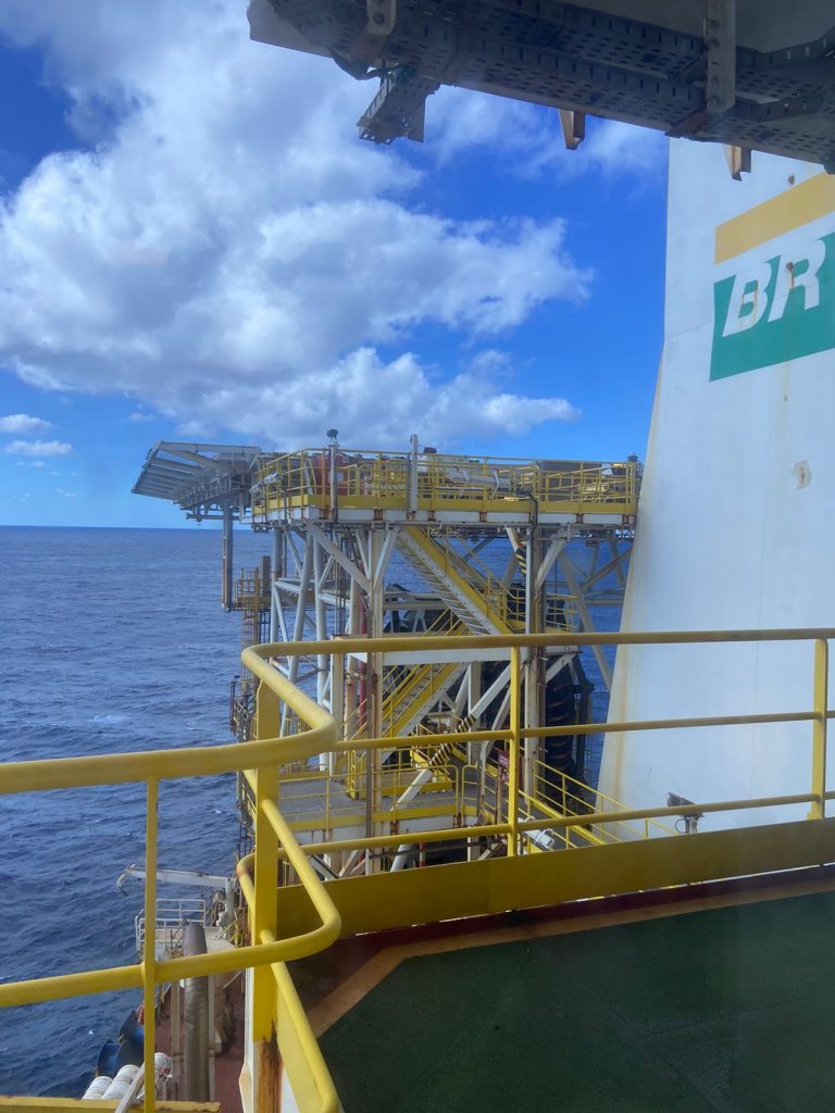 Remoção de Amianto em Plataforma de Petróleo RJ/Santos