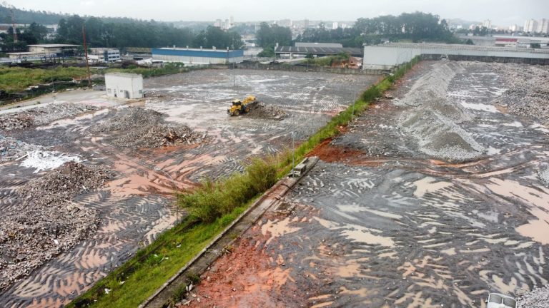 Demolição e Reciclagem de resíduos em Mauá (SP)
